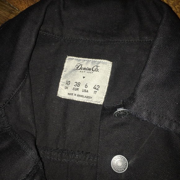 Black Denim Co Overall/Jumpsuit. Size 6 - Picture 3 of 8